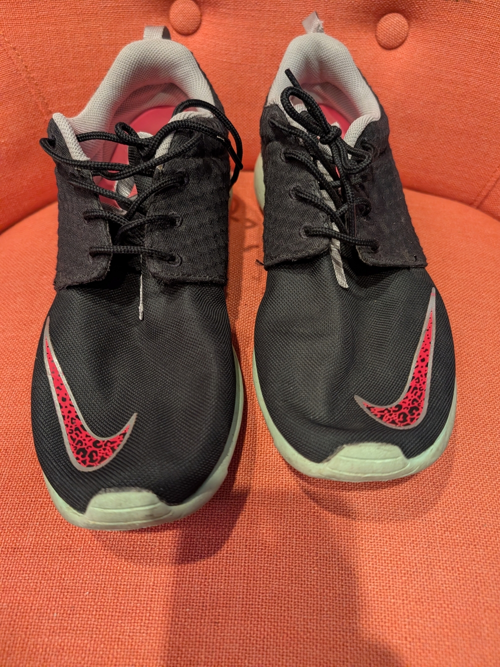 Nike Roshe Yeezy Sz 9.5